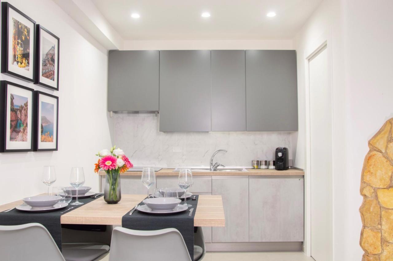 Luxury House Dogana 37 Apartamento Salerno Exterior foto