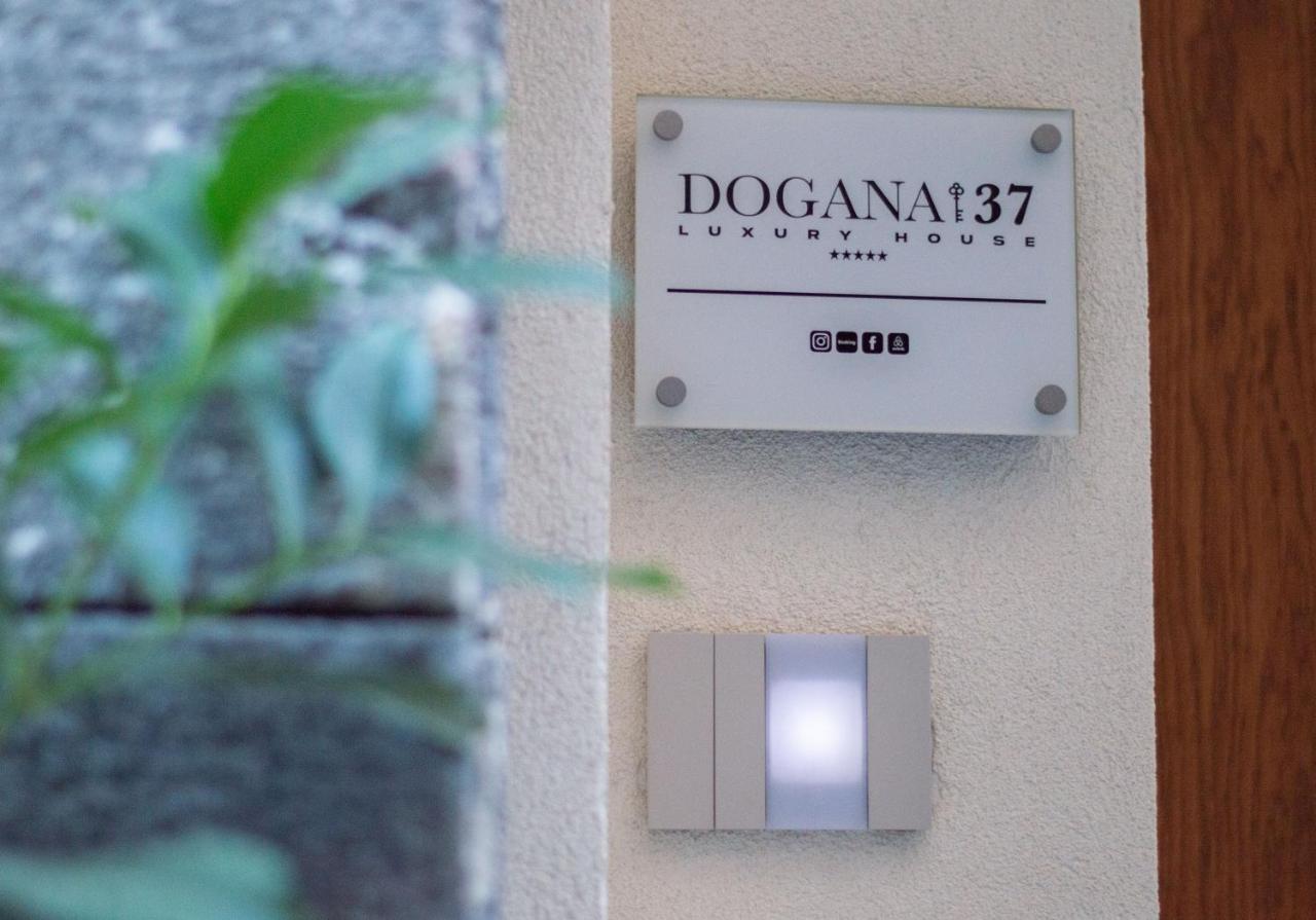 Luxury House Dogana 37 Apartamento Salerno Exterior foto
