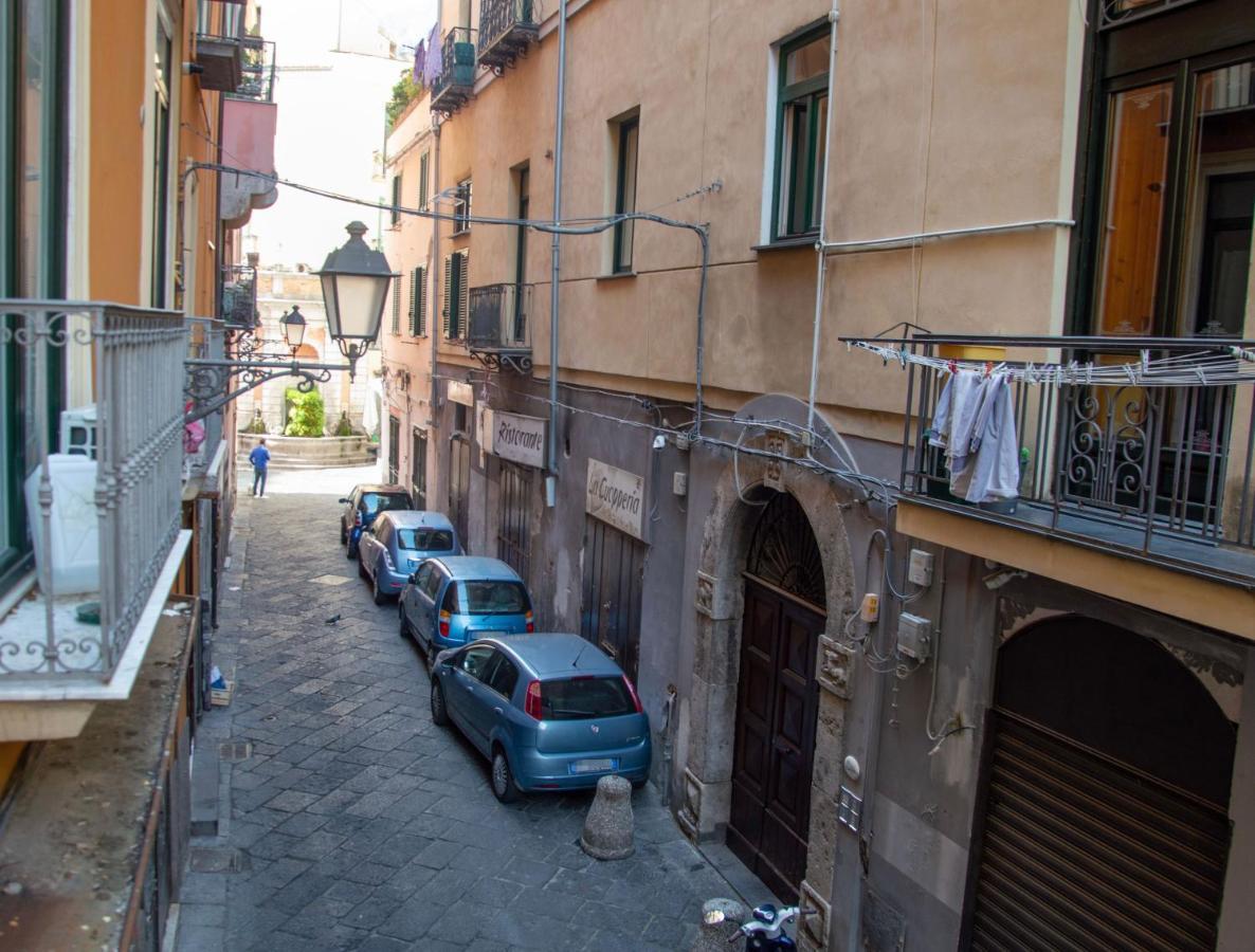 Luxury House Dogana 37 Apartamento Salerno Exterior foto